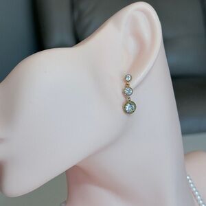 Gold Drop Cubic Zirconia Dangle Earrings - Elegant Three-Stone Design